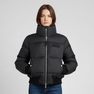 Dsquared Black Short Down Parka - S/M, hooded! 🇨🇦